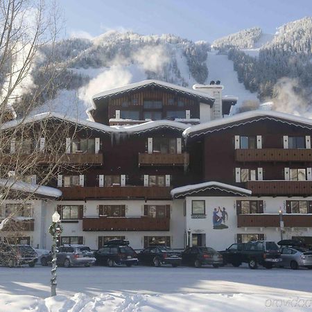 Mountain Chalet Aspen Hotel Exterior photo